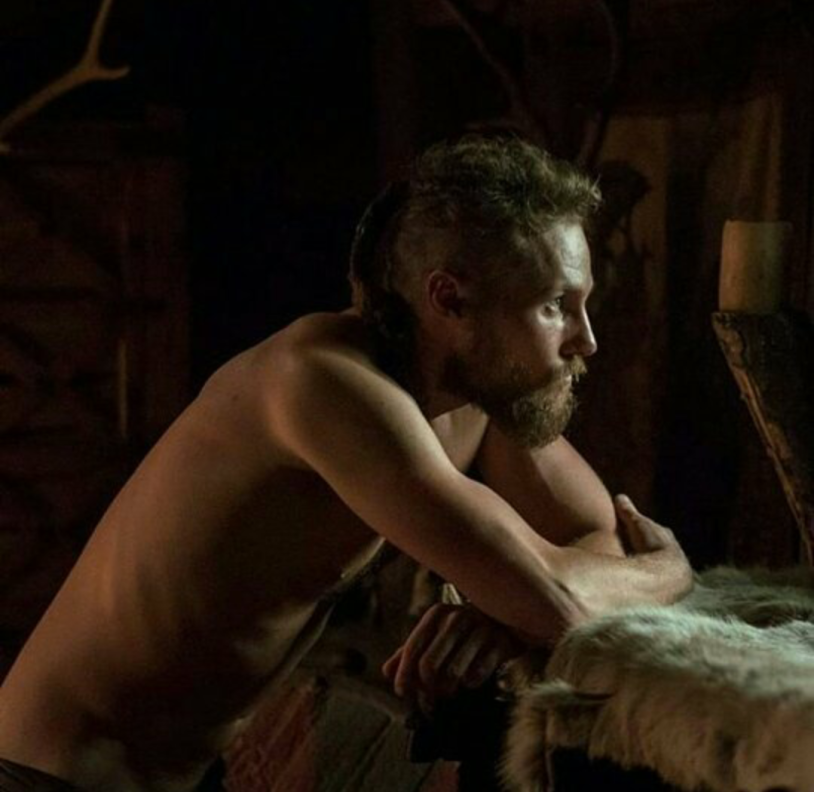 Vikings Ragnar Naked