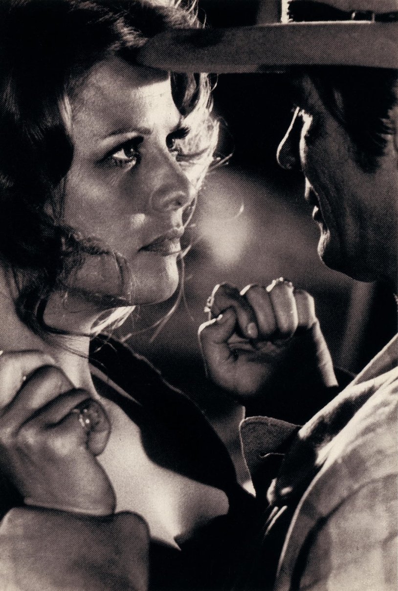 Oscar Winners: Best Actress Faye Dunaway Pics from Tumblr