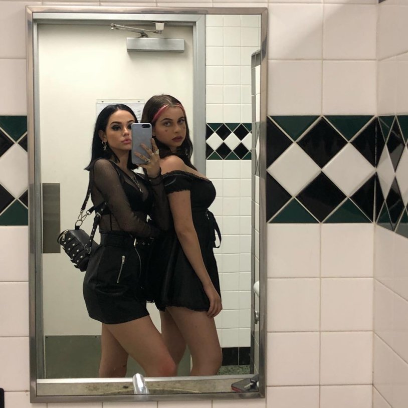 Maggie Lindemann 2020 with girlfriend