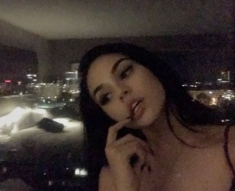 Maggie Lindemann Selfie