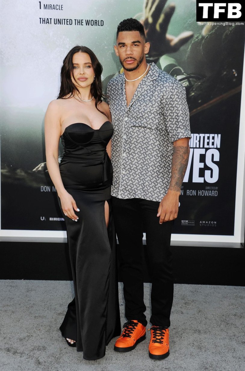 Мара Джейн Тайген бикини