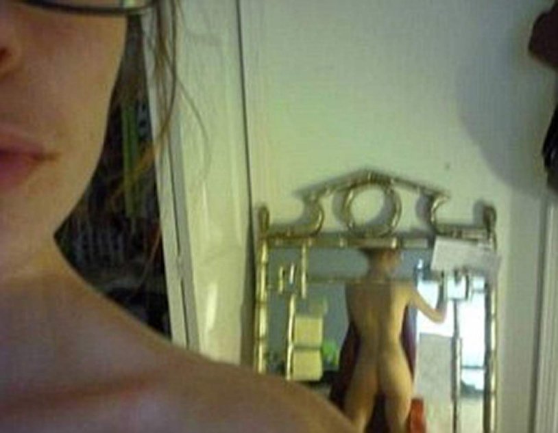 Scarlett Johansson at the mirror naked