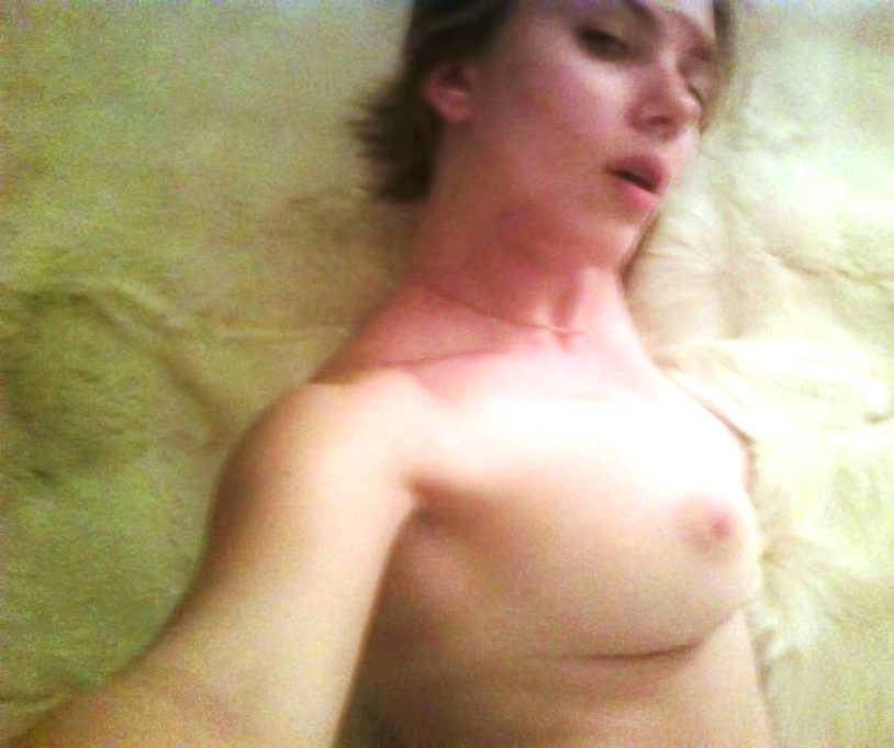 Scarlett Johansson Slumes