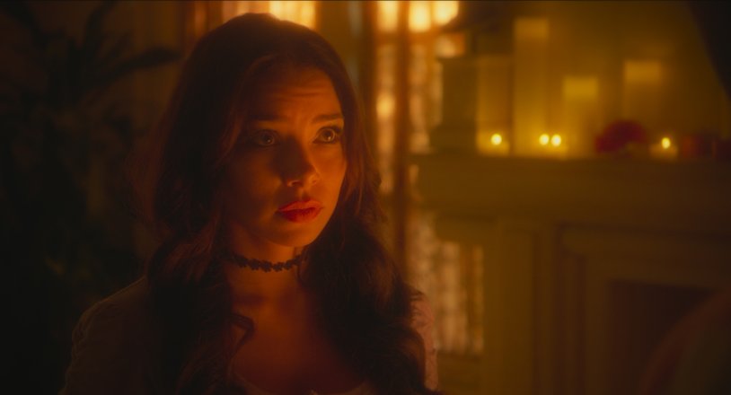 Jessica Parker Kennedy Hot