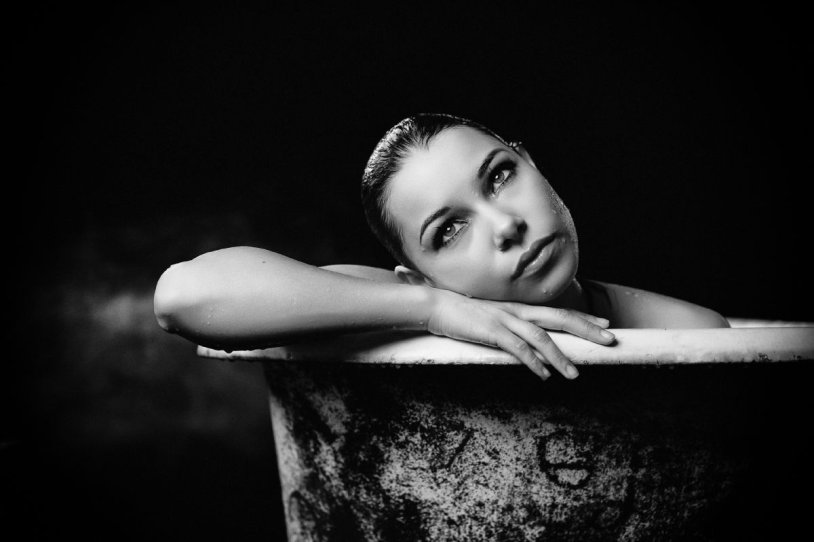 Jessica Parker Kennedy Naked