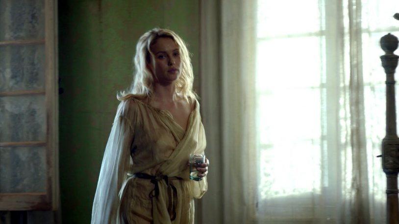 Jessica Parker Kennedy Maxim