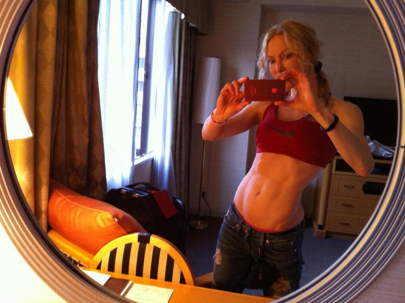 Angela Gossou Personal Life