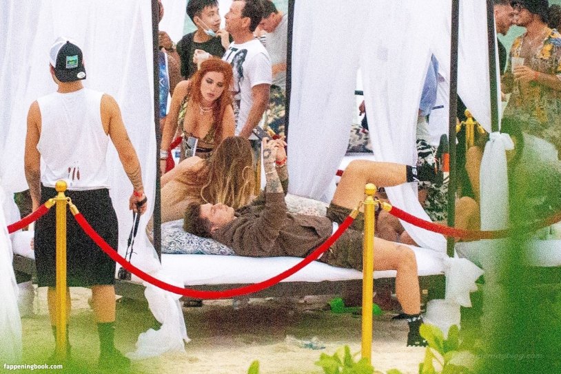 Shakira and Lewis Hamilton