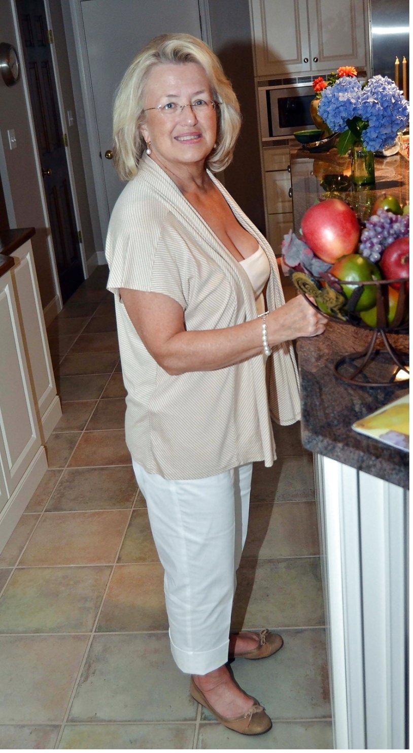 Mature hairy from the future