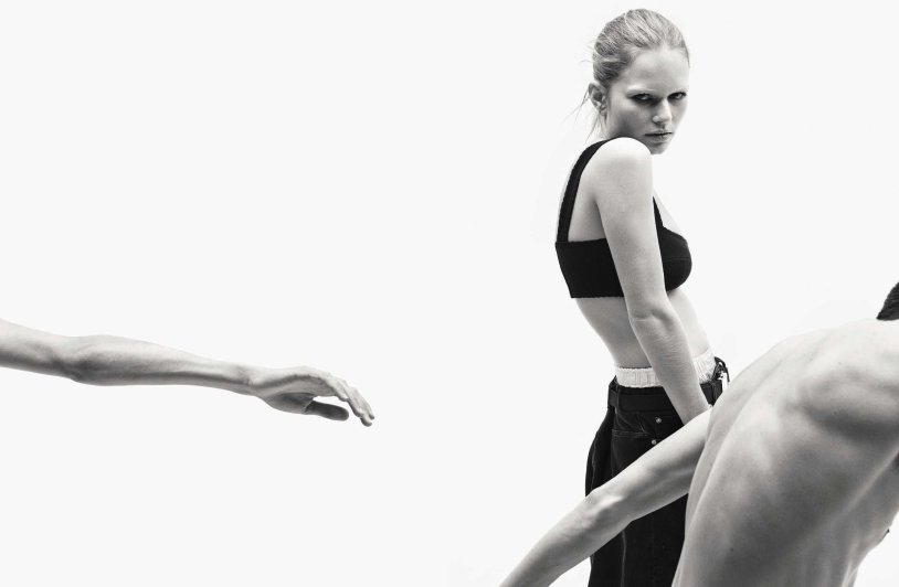 Anna Evers on the cover