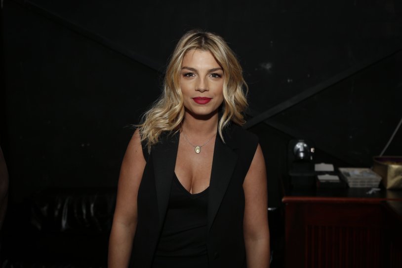 Emma Roberts hot scenes