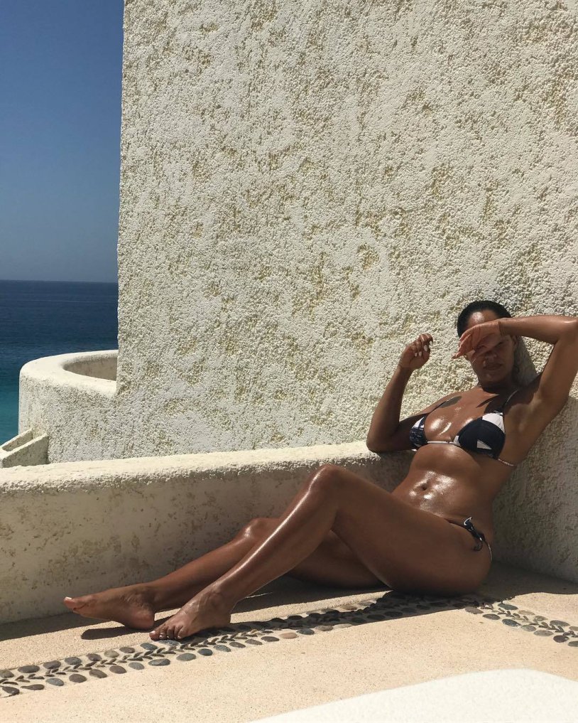 Tracee Ellis Ross Legs