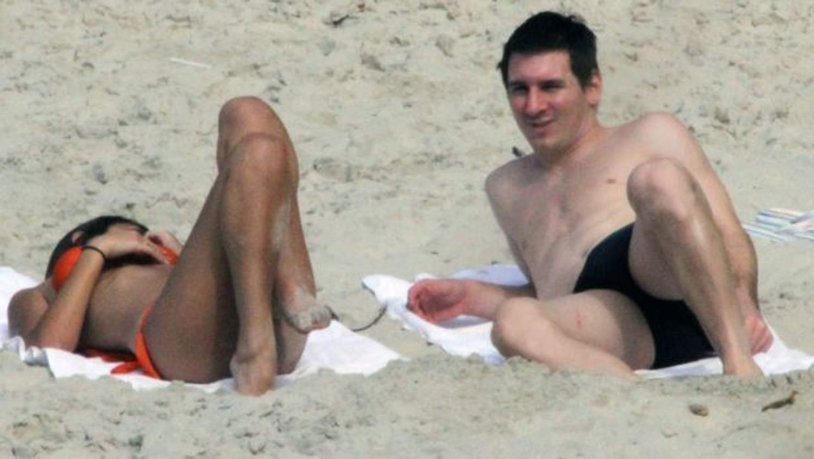 Lionel Messi is naked