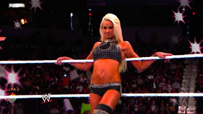 WWE Diva Maryse