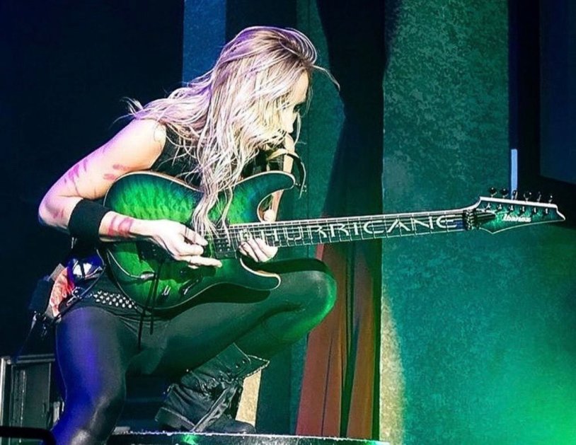 Rachel singer guitarist