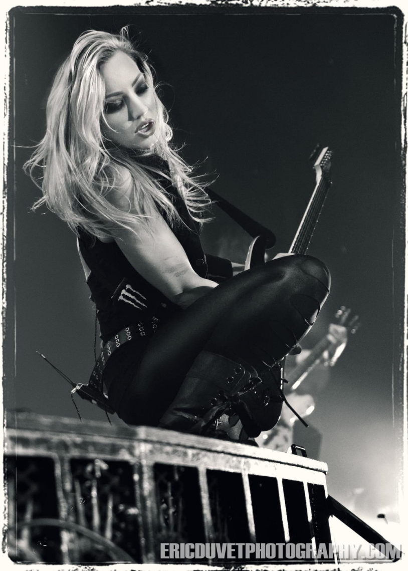 Nita Strauss is hot