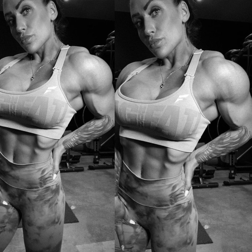Muscle Bombshell