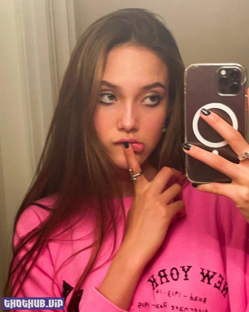 Eileen Ukrainian singer