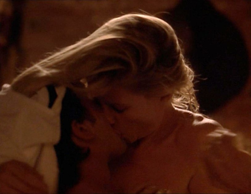 Indiana Jones Elsa Schneider Kiss