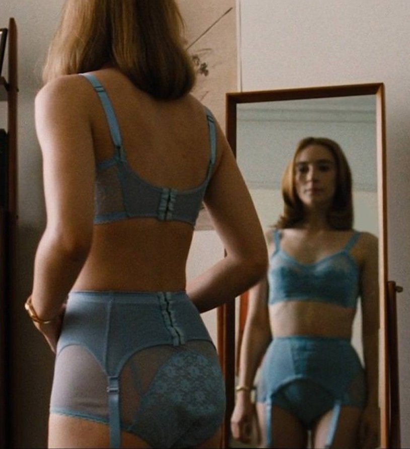 Lower underwear female