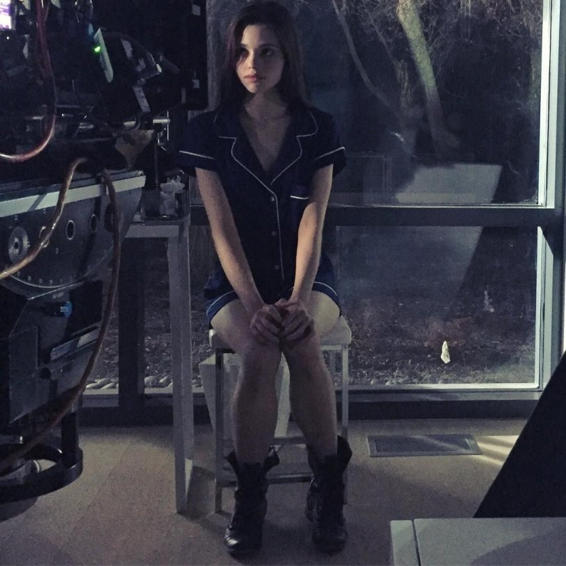 India Ashley Dark Mirror Breast