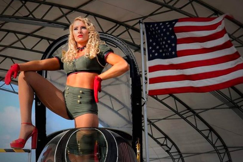 Chris Evans plays basketball