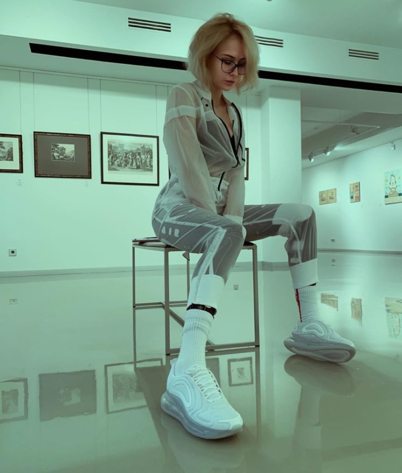 Kamila Smoguletsk fighter