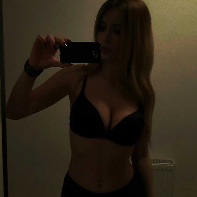 Lidija Bacic without clothes