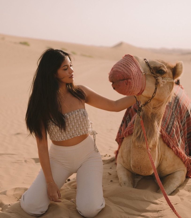 Cindy Kimberly by the sea