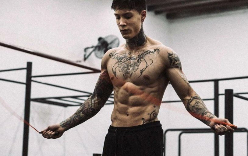 Krilistenika Chris Heria