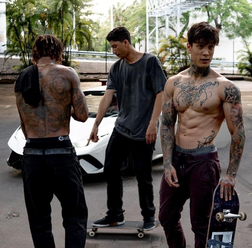 Karistenika Chris Heria