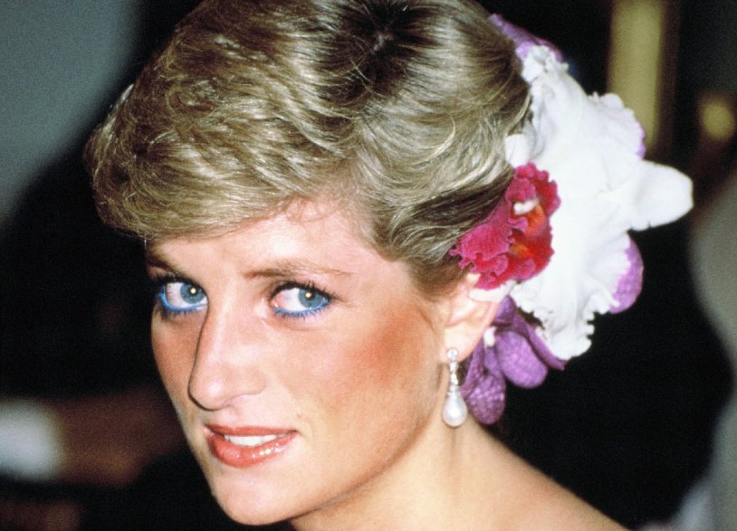 Elizabeth moron in the series Crown