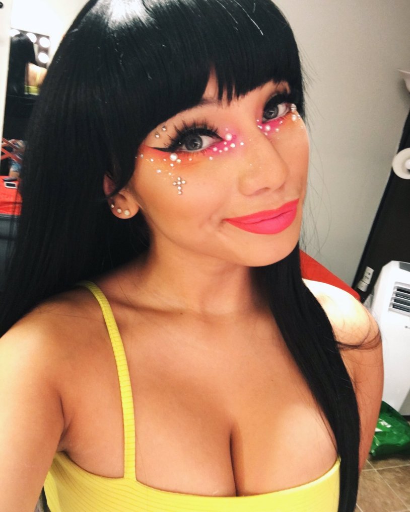 Dripping in Diamonds How to get dressed photo