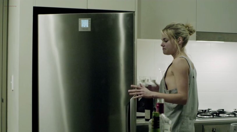 Taylor Swift bed scenes