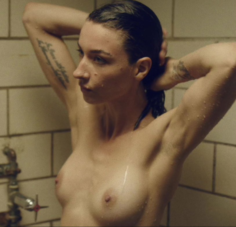 Courtney Palm photo naked