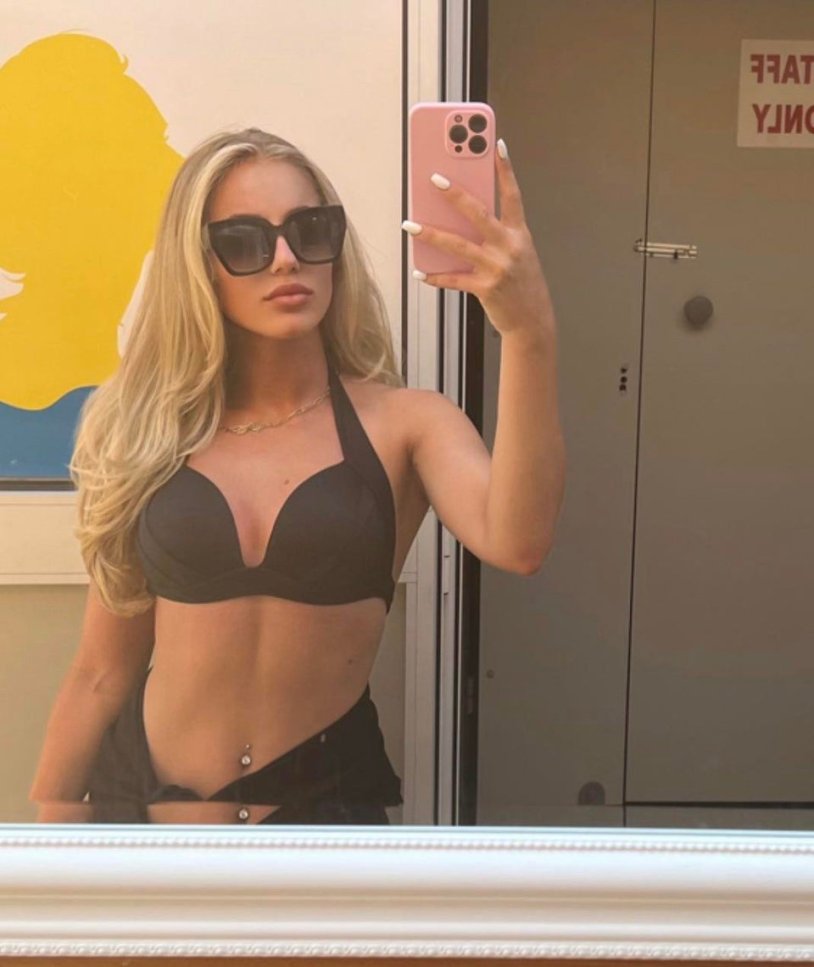 Anna Markovich football player