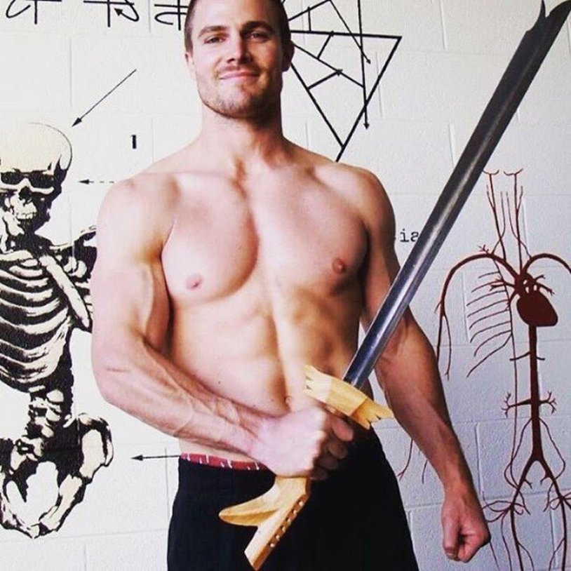 Stephen Amell without panties