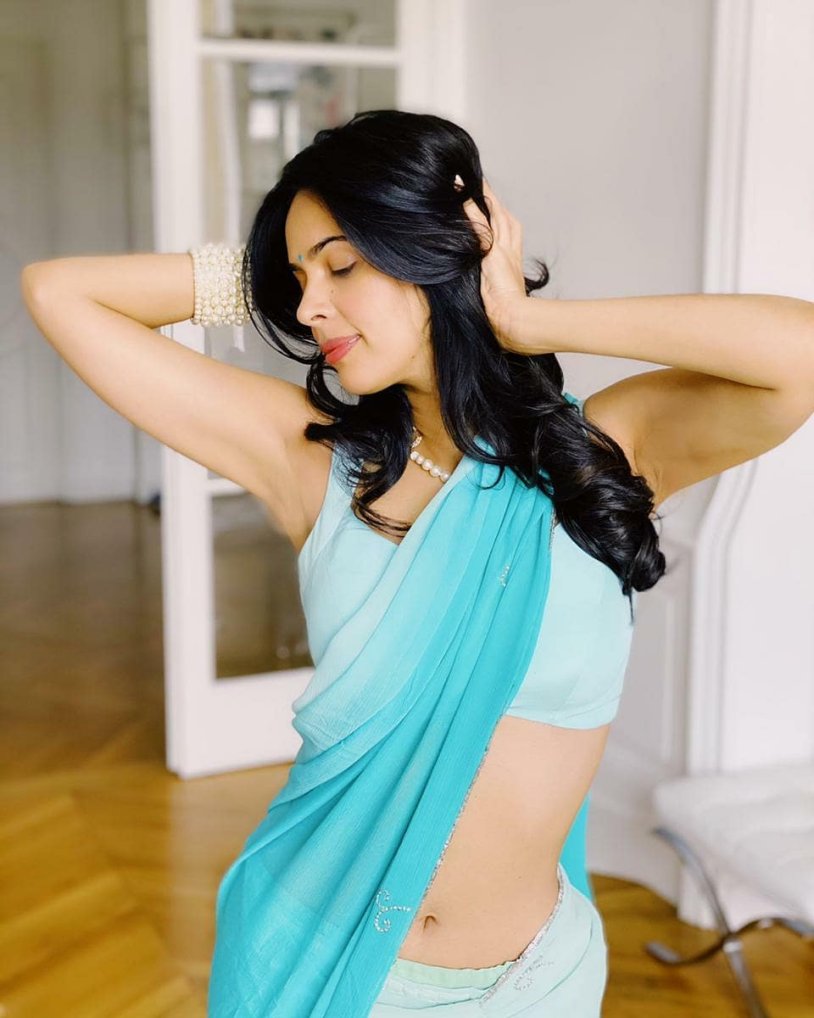 Malika sharavat is hot