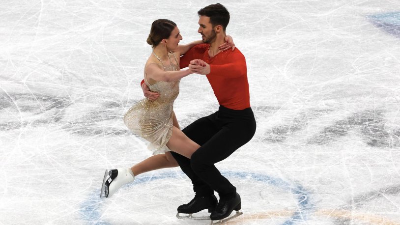 Gabriella Papadakis and Small GIIIM 2010
