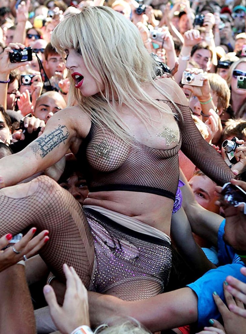 Discovery naked and frightened