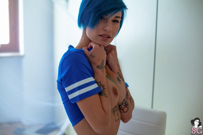 Naked girl with blue hair