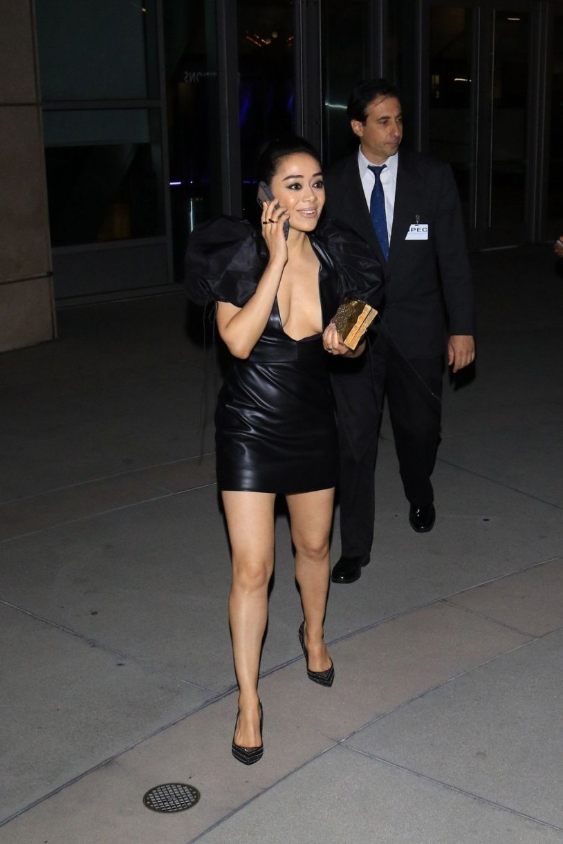 Trisha Helfer Lucifer