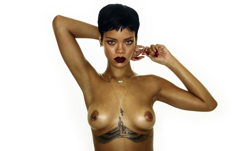 Stolen photos of naked Rihanna