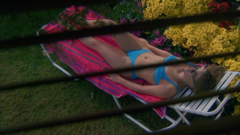 Alicia Silverstone Nipples