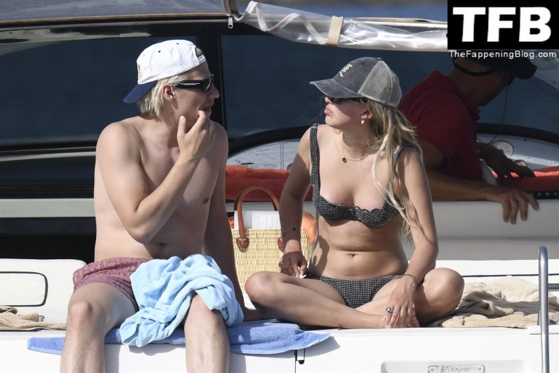 Millie Bobby Brown Hot