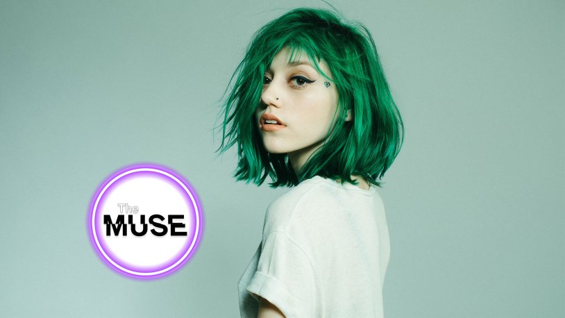 Kailee Morgue with green hair