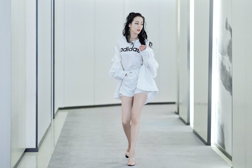 Dilrab Dilmurat Figure