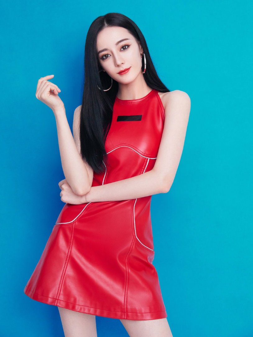 Dilraby in a wedding dress