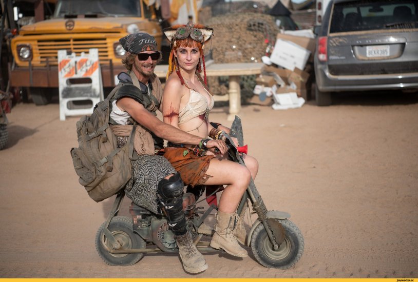 Skuter in the style of post -apocalypse