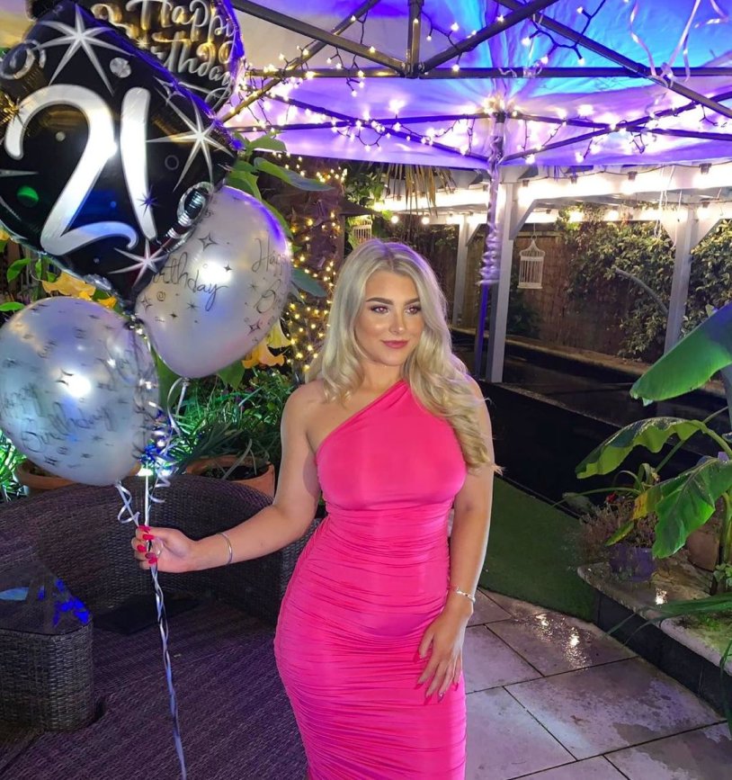 Madeleine Mercedes +18